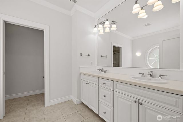 2575 NE Park Drive, Issaquah, WA 98029