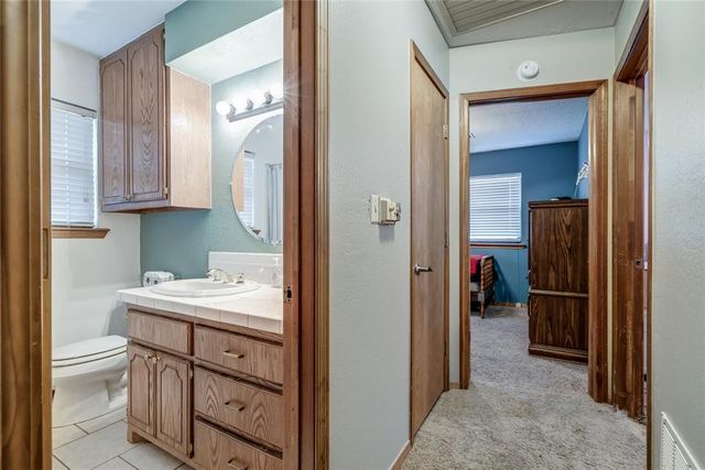 24 Ridgecrest Drive, Chickasha, OK 73018