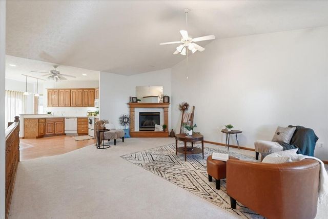 100 MCKENZIE Circle, Council Bluffs, IA 51503