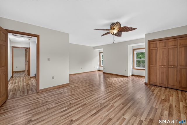 7 Massapeag Point Road, Montville, CT 06382