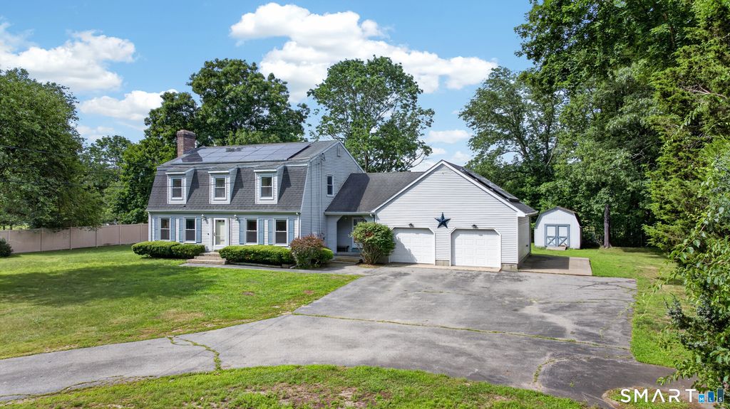 7 Massapeag Point Road, Montville, CT 06382