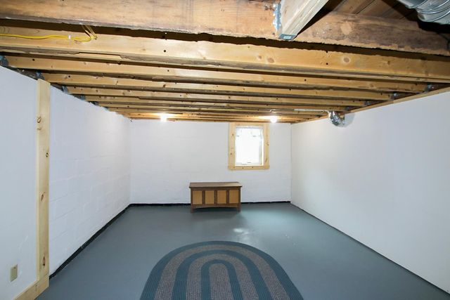 1078 Jefferson Street SE, Hutchinson, MN 55350