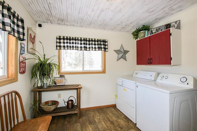 1078 Jefferson Street SE, Hutchinson, MN 55350