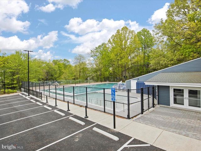 1426 YELLOWWOOD CT, Reston, VA 20190