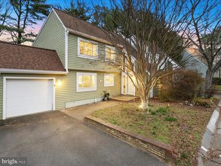 1426 YELLOWWOOD CT, Reston, VA 20190