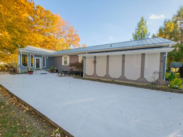 11826 N 1800 Boulevard, Mount Carmel, IL 62863