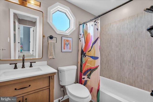 47 ARGYLE AVE, Blackwood, NJ 08012