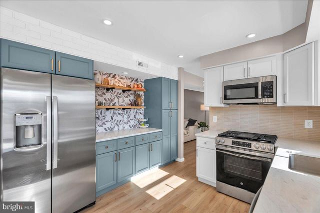 47 ARGYLE AVE, Blackwood, NJ 08012