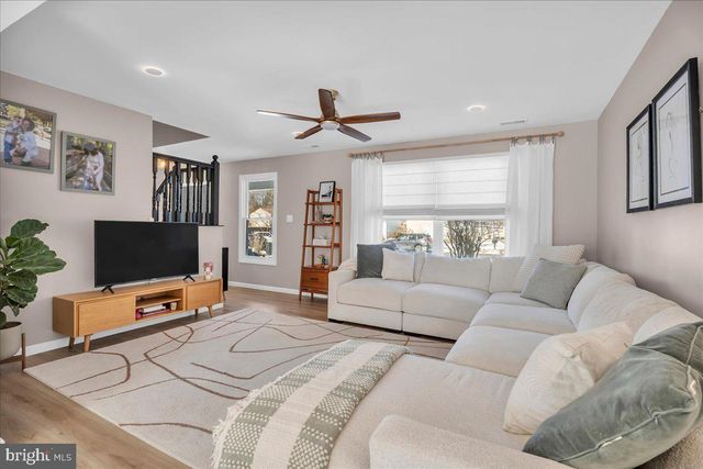 47 ARGYLE AVE, Blackwood, NJ 08012