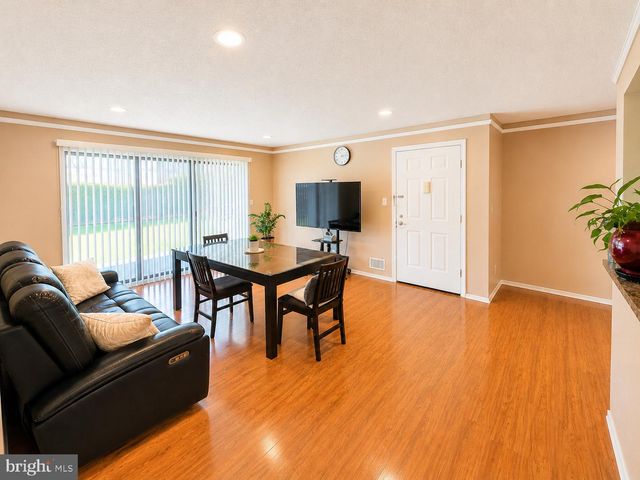 13 RICKARD CT, Lawrence, NJ 08648