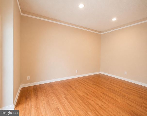 13 RICKARD CT, Lawrence, NJ 08648