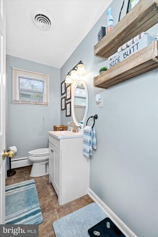 906 S VERNON ST, Middletown, DE 19709