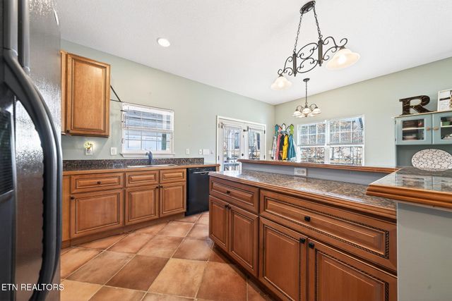 875 S Fork Drive, Jamestown, TN 38556