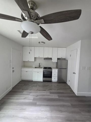 5928 Estelle Street, San Diego, CA 92115