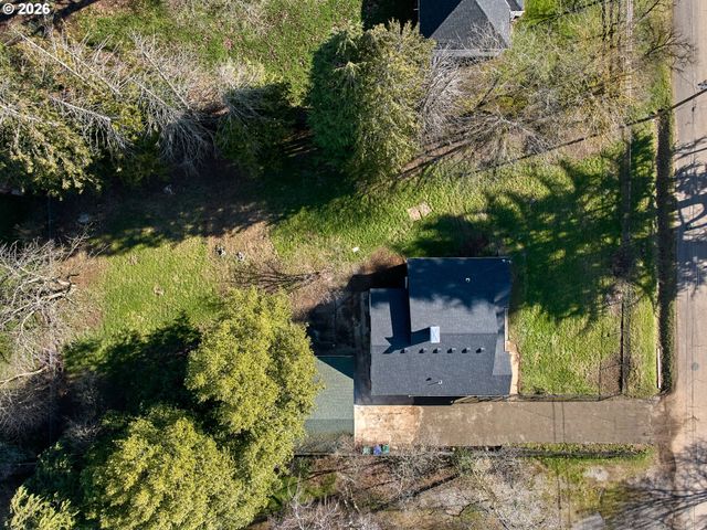 7911 Se SUNNYSIDE Dr, Milwaukie, OR 97222