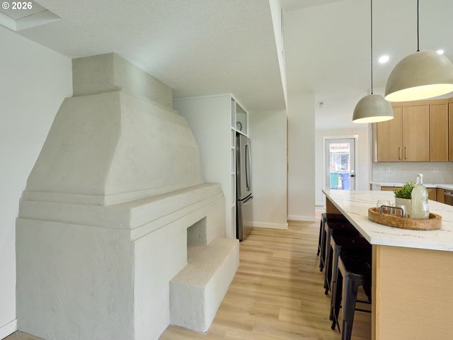 7911 Se SUNNYSIDE Dr, Milwaukie, OR 97222