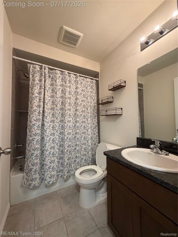 45702 Aragon Lane, Canton Charter Township, MI 48187