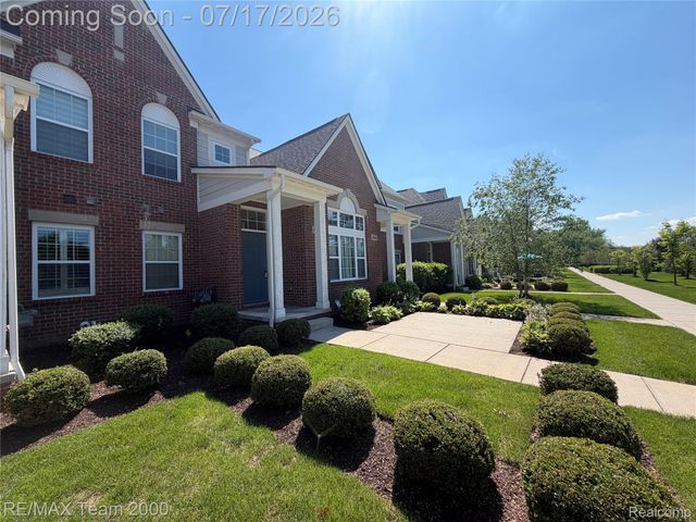 45702 Aragon Lane, Canton Charter Township, MI 48187