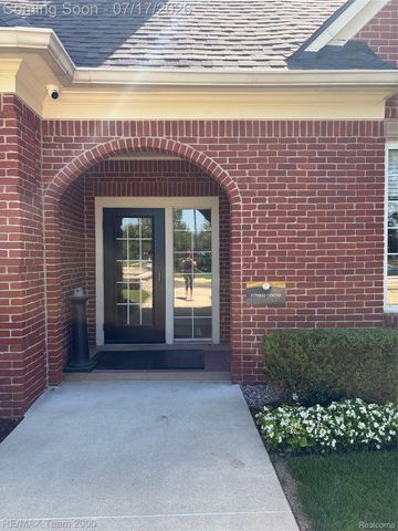 45702 Aragon Lane, Canton Charter Township, MI 48187