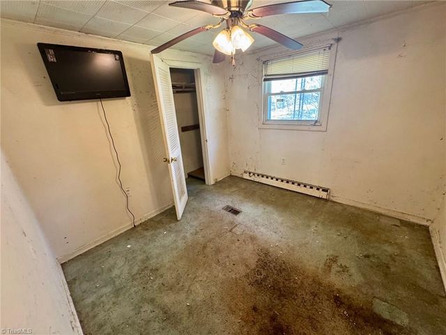 6111 Appletree Court, High Point, NC 27263