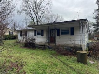 6111 Appletree Court, High Point, NC 27263