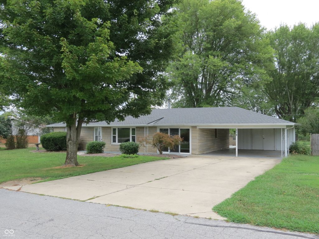 279 Arnold Street, Morgantown, IN 46160