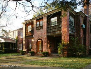 1235 LANDON Avenue, Jacksonville, FL 32207