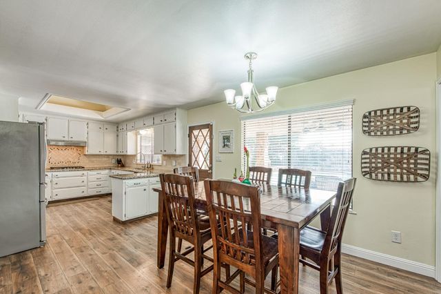 1557 W Warner Avenue, Fresno, CA 93711