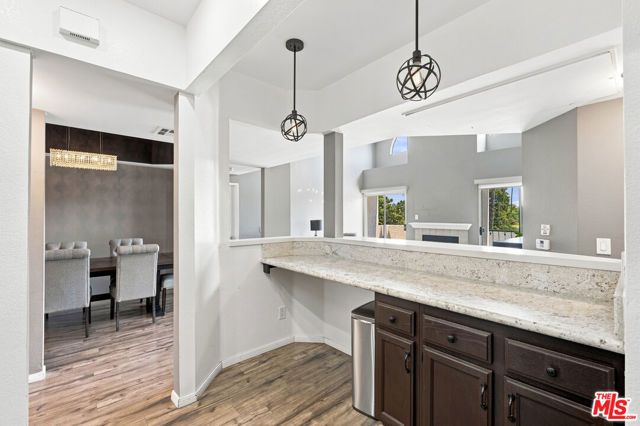14347 Albers Street 302, Los Angeles, CA 91401