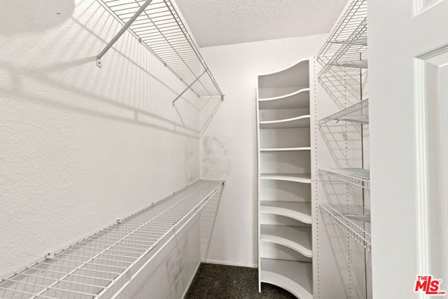 14347 Albers Street 302, Los Angeles, CA 91401