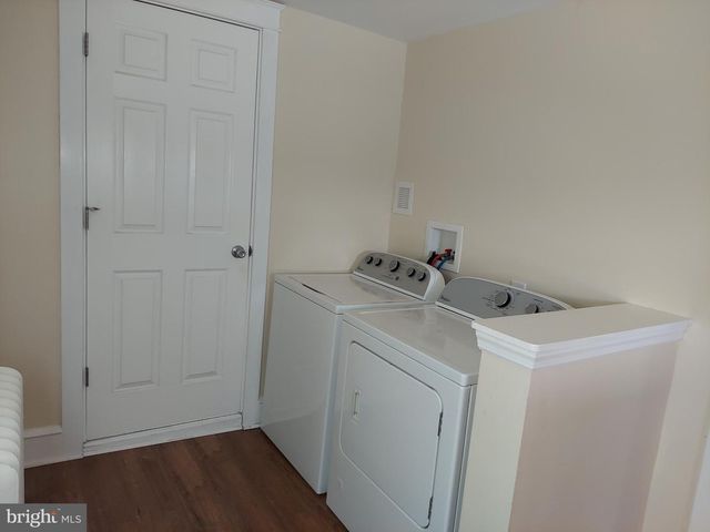 135 LAUREL AVE, Pitman, NJ 08071