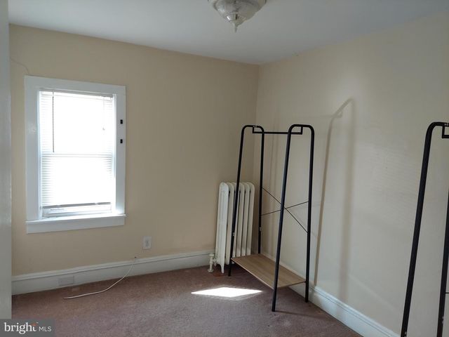 135 LAUREL AVE, Pitman, NJ 08071