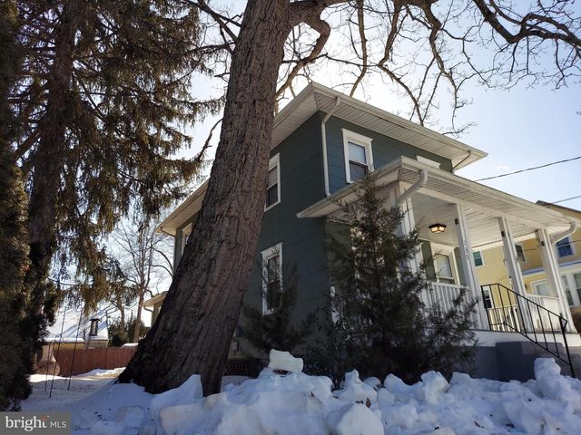 135 LAUREL AVE, Pitman, NJ 08071