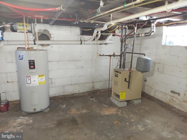 135 LAUREL AVE, Pitman, NJ 08071