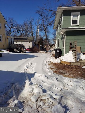 135 LAUREL AVE, Pitman, NJ 08071