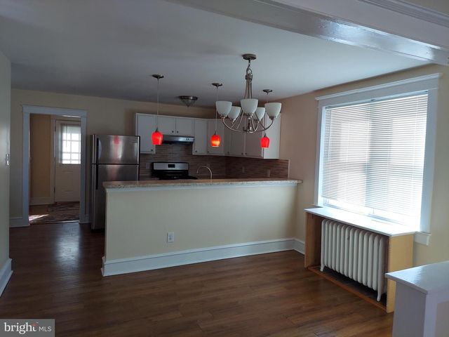 135 LAUREL AVE, Pitman, NJ 08071