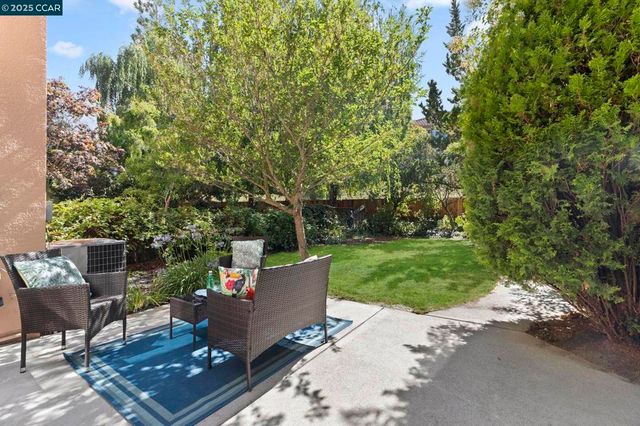 731 Lakemont Pl 7, San Ramon, CA 94582