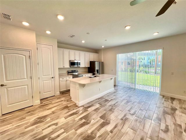 2946 CASTAWAY LANE, Kissimmee, FL 34747