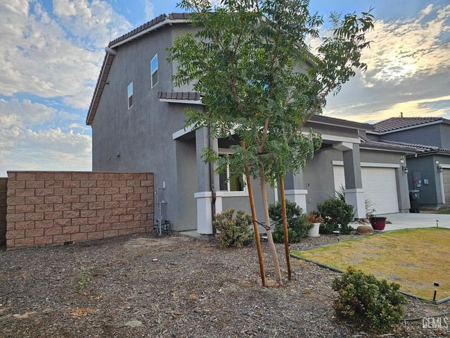 10917 Pasto Way, Bakersfield, CA 93306