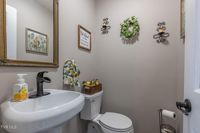 104 Natchez Lane, Kingsport, TN 37664