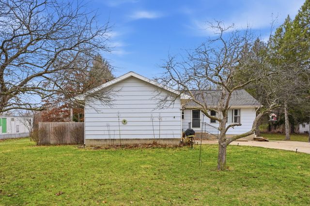 109 Libhart Street, Lyons, MI 48851