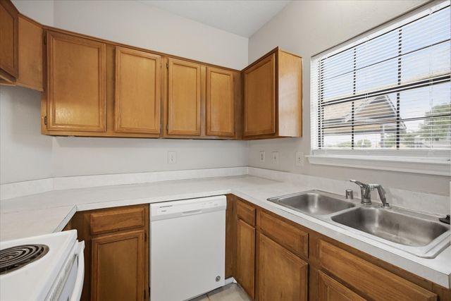 4434 Point Boulevard 106, Garland, TX 75043