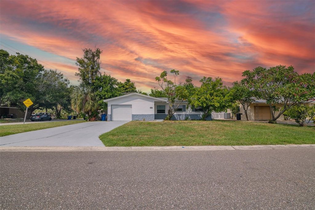 2197 63RD AVENUE S, St Petersburg, FL 33712