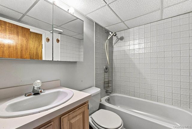 3905 Clove Court, Seaford, NY 11783
