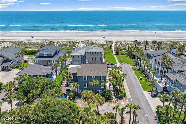 106 BAY Street, Neptune Beach, FL 32266