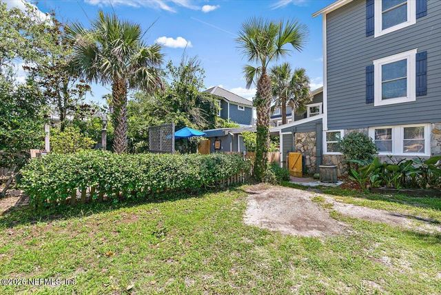 106 BAY Street, Neptune Beach, FL 32266
