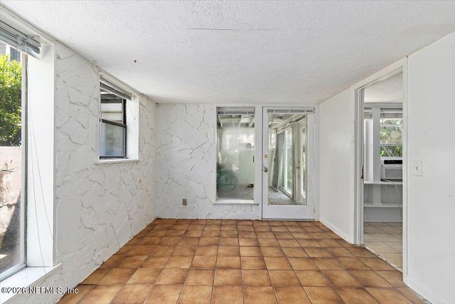 106 BAY Street, Neptune Beach, FL 32266