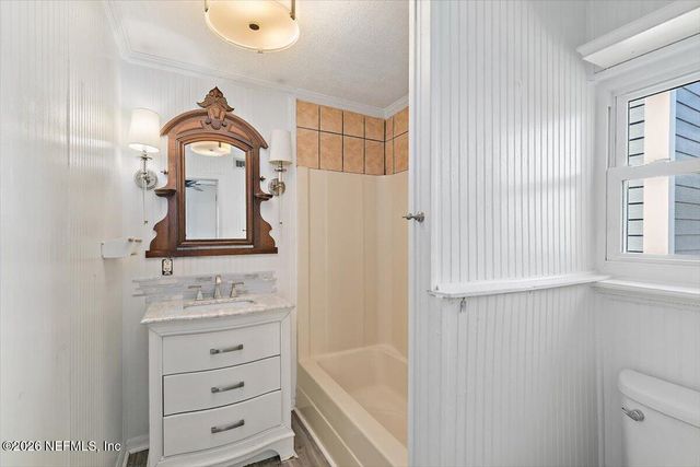 106 BAY Street, Neptune Beach, FL 32266