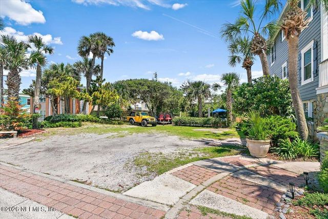 106 BAY Street, Neptune Beach, FL 32266