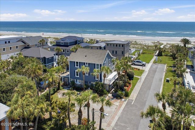 106 BAY Street, Neptune Beach, FL 32266